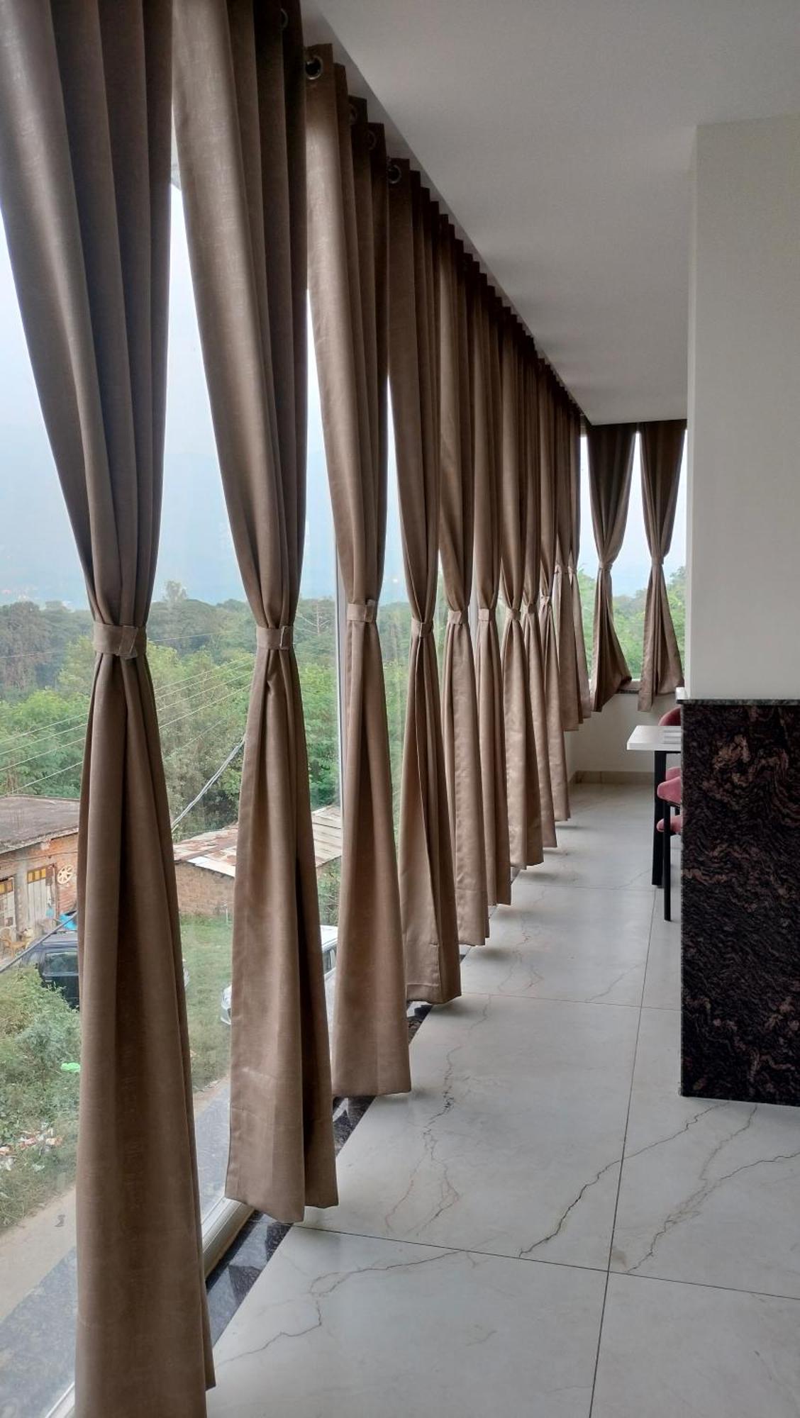 Govind Sagar View Hotel & Restaurant Bilaspur  المظهر الخارجي الصورة
