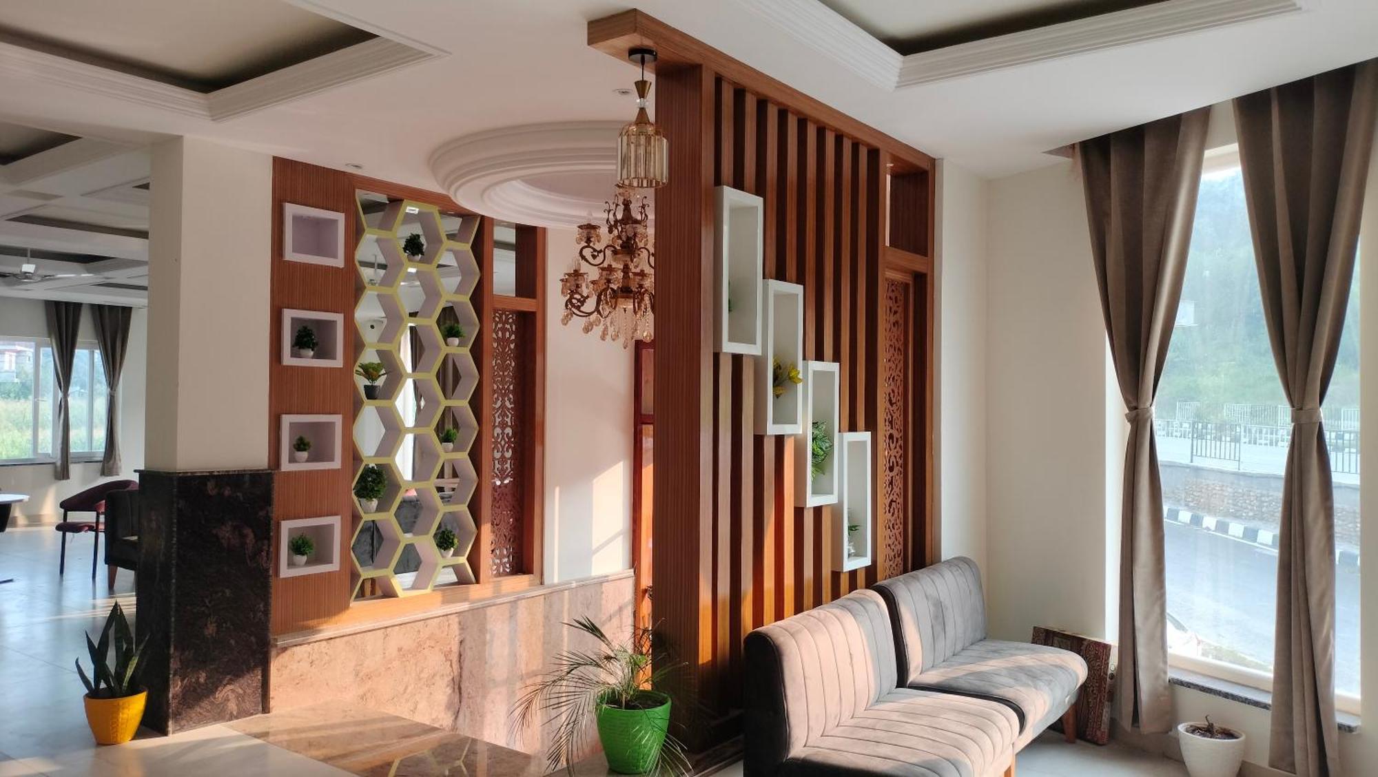 Govind Sagar View Hotel & Restaurant Bilaspur  المظهر الخارجي الصورة
