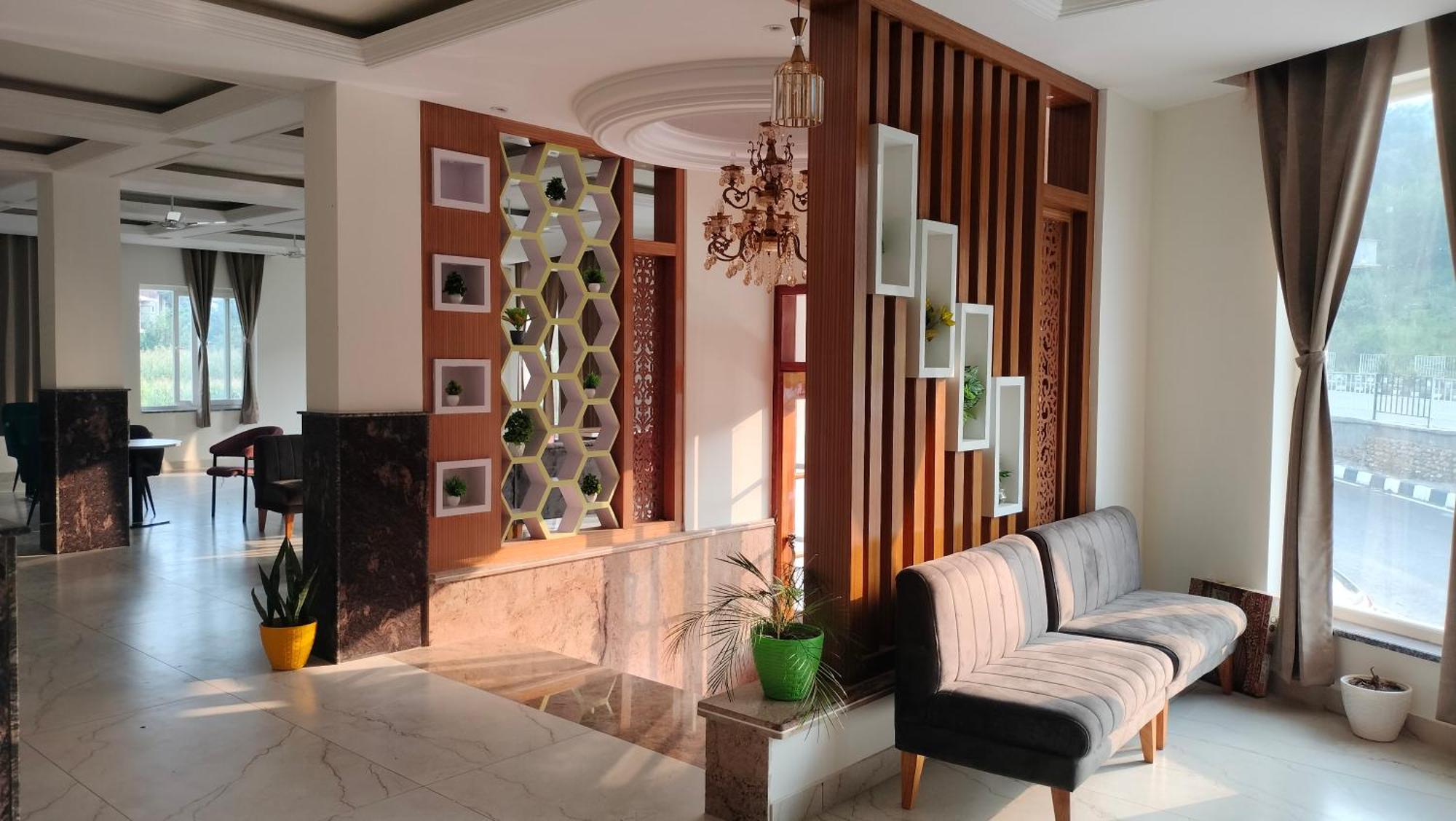 Govind Sagar View Hotel & Restaurant Bilaspur  المظهر الخارجي الصورة