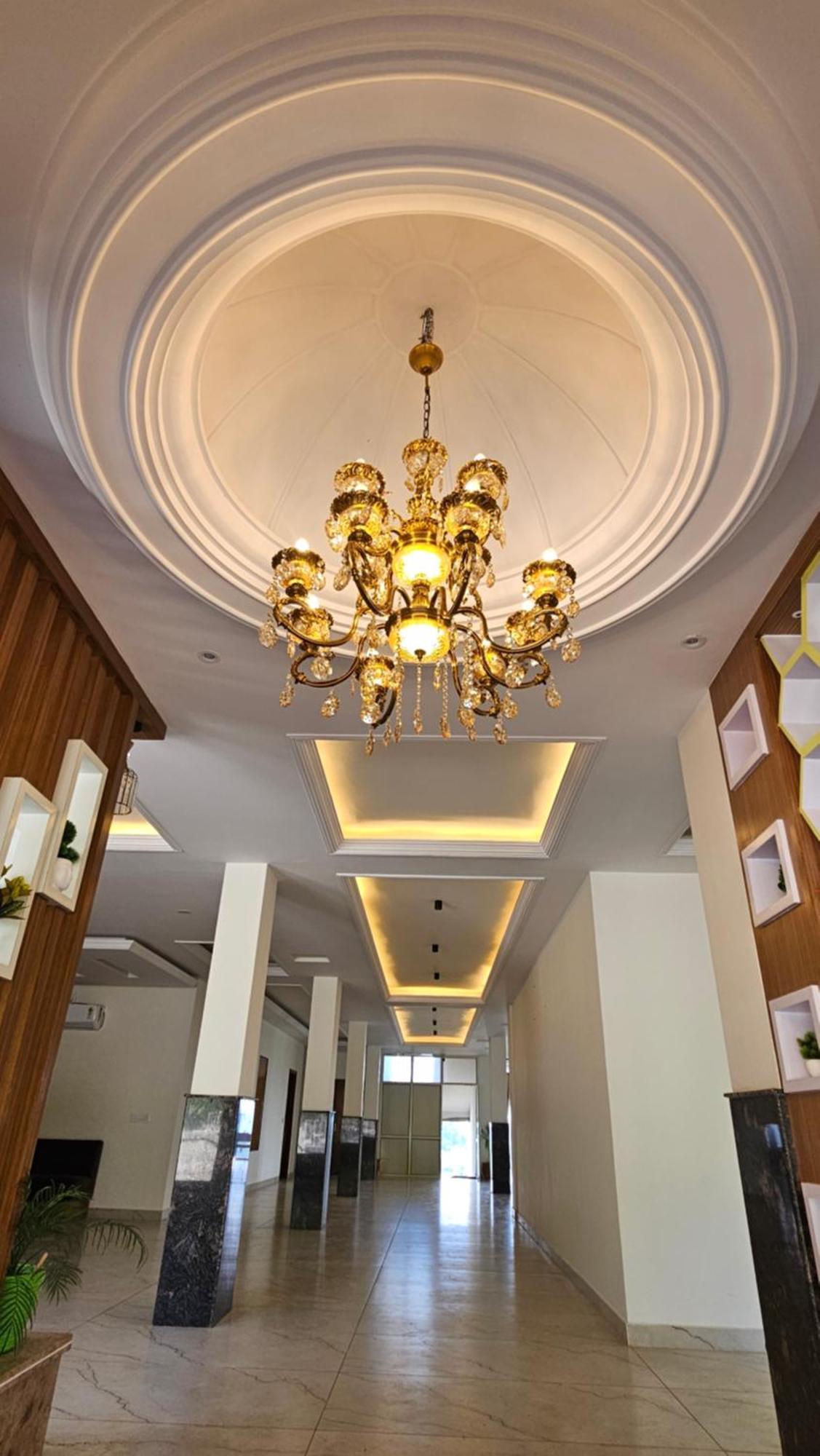 Govind Sagar View Hotel & Restaurant Bilaspur  المظهر الخارجي الصورة