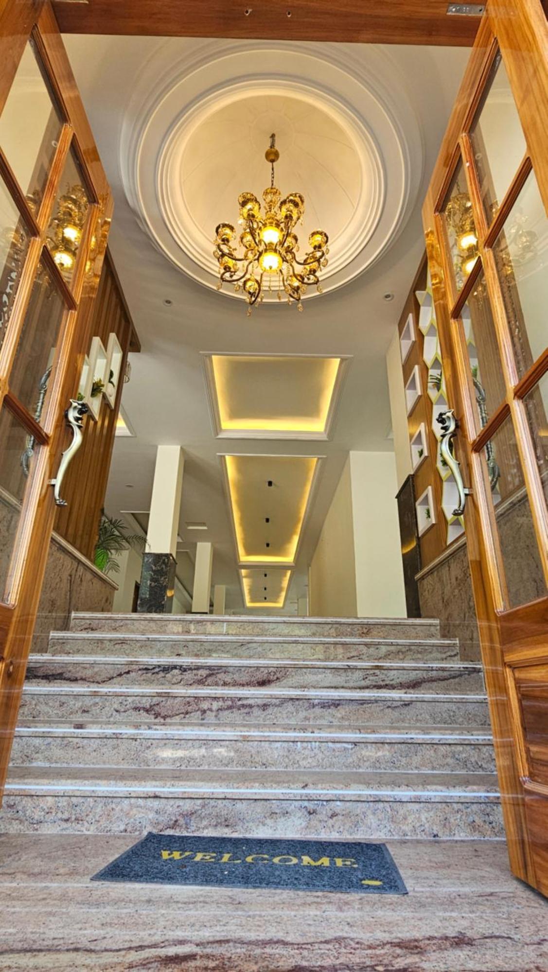 Govind Sagar View Hotel & Restaurant Bilaspur  المظهر الخارجي الصورة